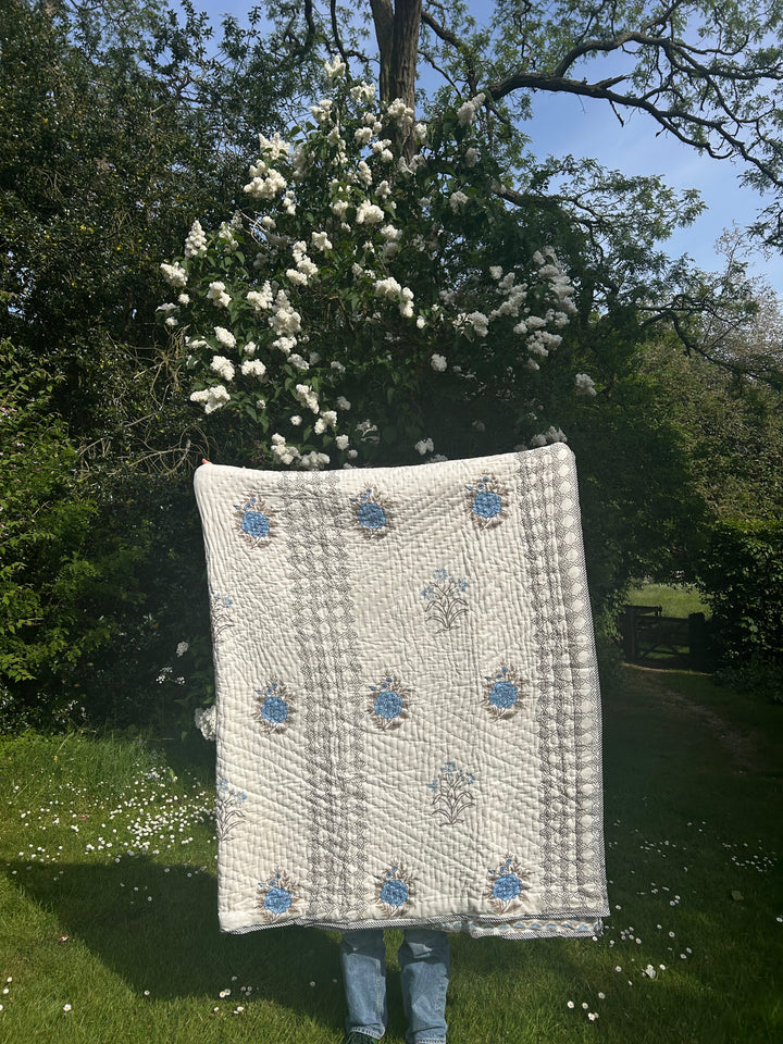 Reversible Cotton Quilt - superking