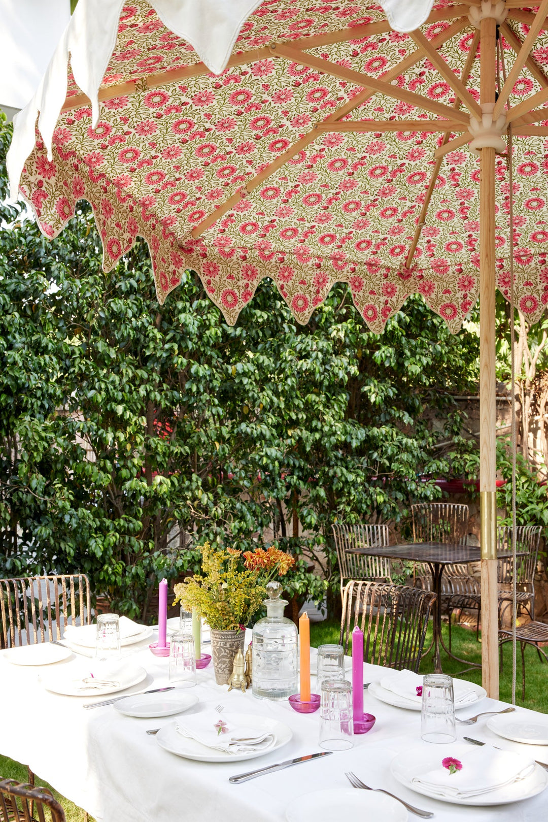 Luxury Garden Parasol - Blenheim - Parasol-UK