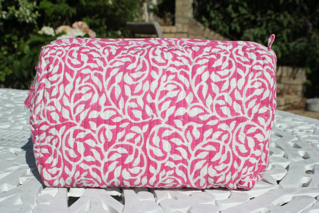 Copy of Copy of Quilted Cotton Wash Bags - PURDY Parasol-uk